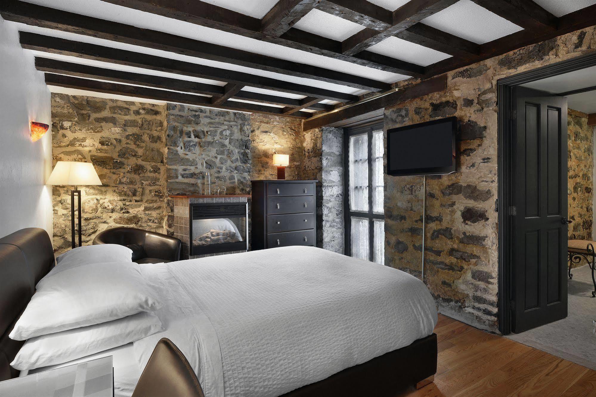 Hotel Epik Montréal Eksteriør bilde